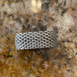 Gorgeous Tiffany mesh ring